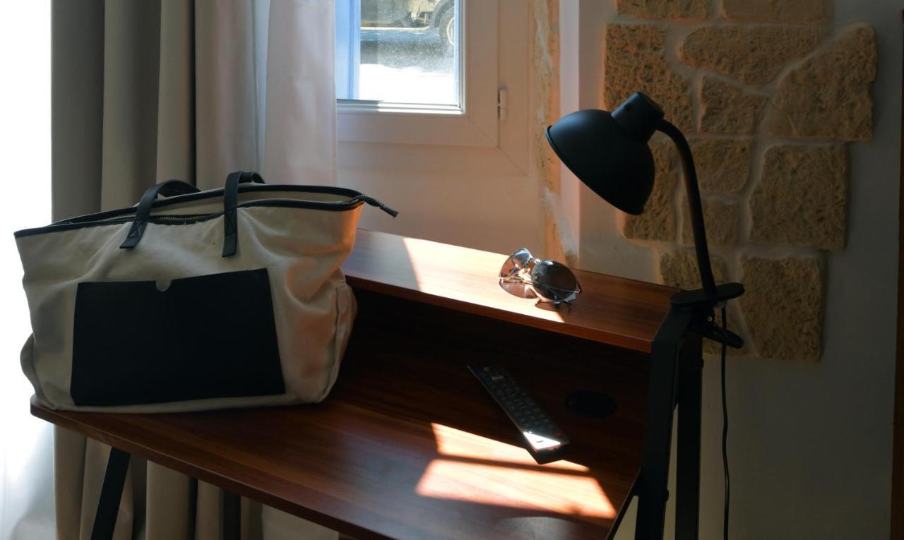 Aux 4 Logis Appart-Hotel - Studio Le City - Petit Dejeuner Inclus 1Ere Nuit Foix Εξωτερικό φωτογραφία