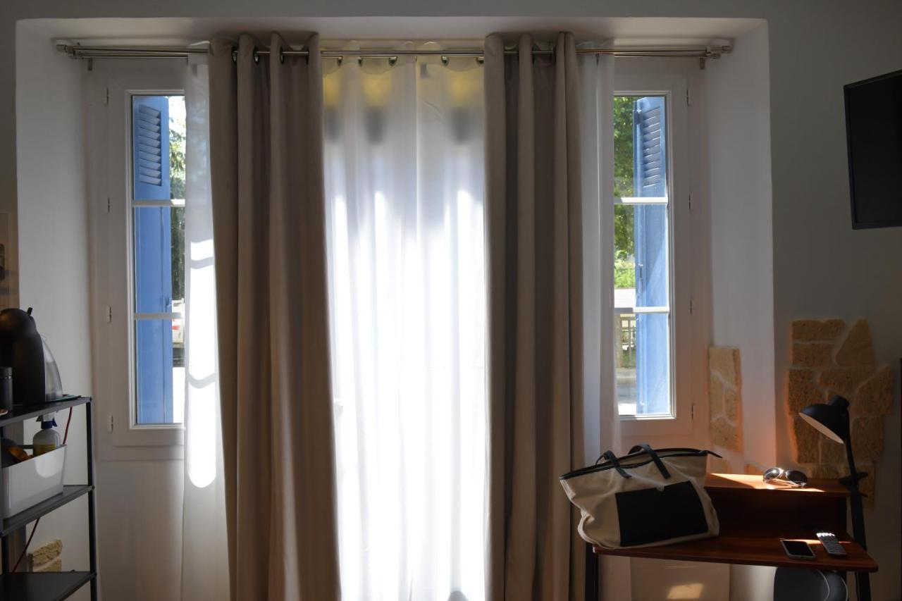 Aux 4 Logis Appart-Hotel - Studio Le City - Petit Dejeuner Inclus 1Ere Nuit Foix Εξωτερικό φωτογραφία